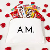 Neceser iniciales personalizado con chocolates