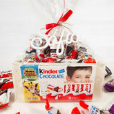 Regalo original caja de madera con chocolates Kinder, incluye nombre personalizado