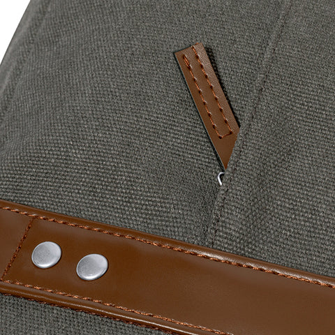 Portadocumentos personalizado con iniciales